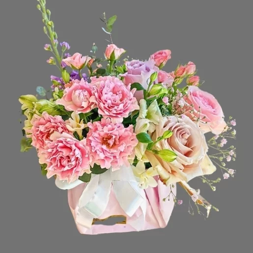 32 Aranjamente Florale - Florarie Online - Livrari Flori Roman Neamt