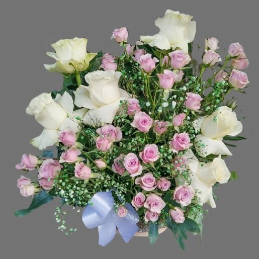 223 Aranjamente Florale - Florarie Online - Livrari Flori Roman Neamt